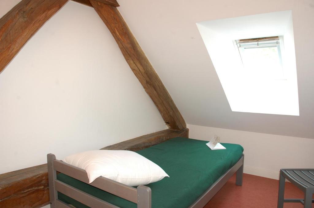 La Maison Des Randonneurs Hostel Auxerre Kamer foto