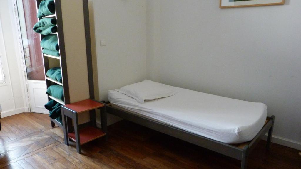 La Maison Des Randonneurs Hostel Auxerre Kamer foto