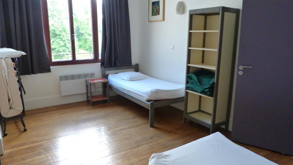 La Maison Des Randonneurs Hostel Auxerre Kamer foto