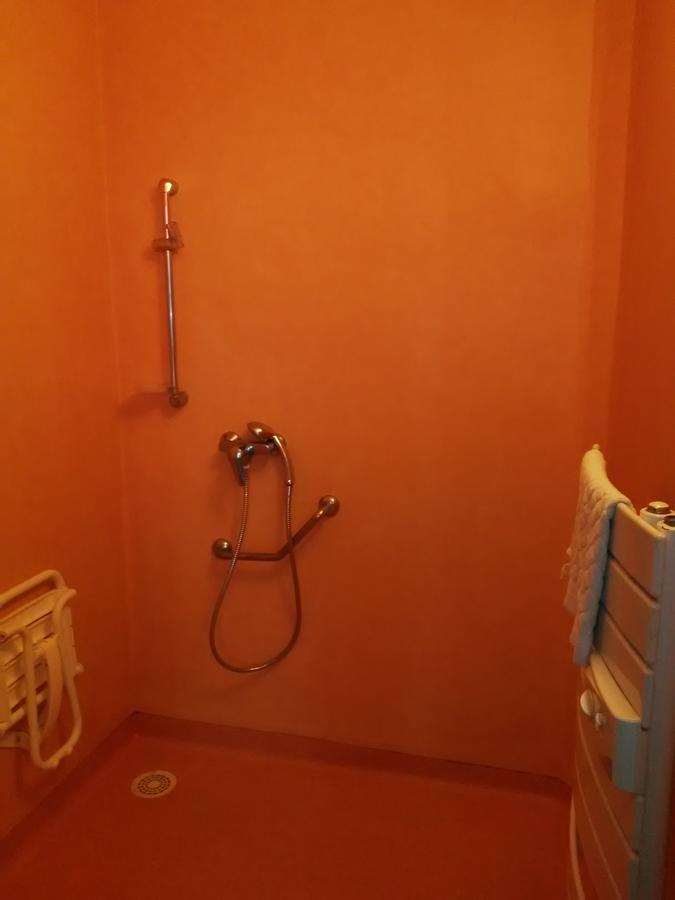 La Maison Des Randonneurs Hostel Auxerre Buitenkant foto