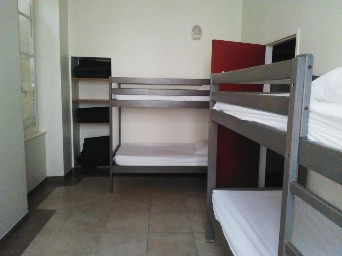 La Maison Des Randonneurs Hostel Auxerre Buitenkant foto